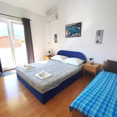 Apartment Jelas Živogošće 外观 照片